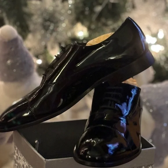 🔥Tod’s Lace Up Black Patent Leather Shoe’s Men’s Size 11 Tod’s Stamped Monogram - Picture 4 of 7